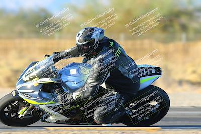 media/Dec-07-2024-CVMA (Sat) [[21c5f1ef85]]/Race 11-Amateur Supersport Open/